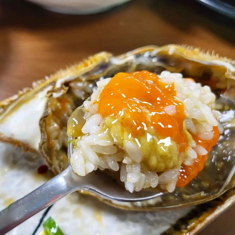 Deliver 24 May. (Pre-Order) Korean Soy Sauce Marinated Crabs 2pcs SPECIAL +3 PRAWNS 일미 간장게장 암꽃게 大 2마리 (Ganjang Gejang 2pcs ) ILMI Restaurant 32차 리오더 - 1.2kg