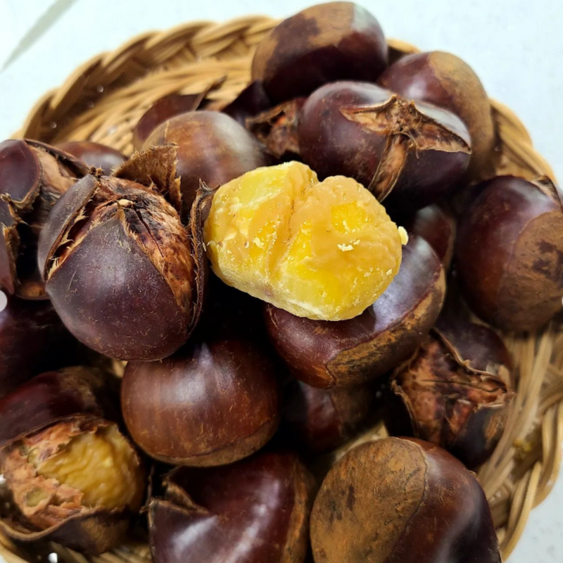 Deliver 17 May. (Pre-Order) Korean Fresh Chestnuts "Ok-Kwang-Bam" 옥광 밤 - approx. 1kg
