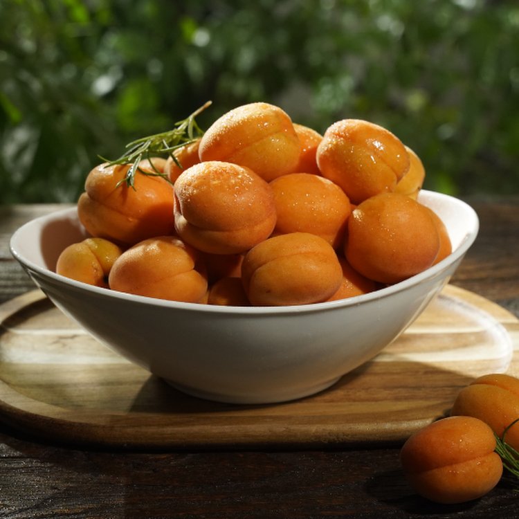 Korean Honey Apricots 살구 (Sal-gu) - approx. 700g