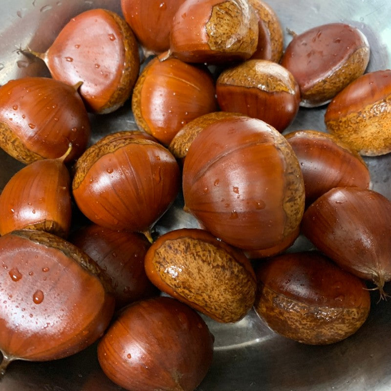 Korean Fresh Chestnuts "Ok-Kwang-Bam" 옥광 밤 - approx. 1kg